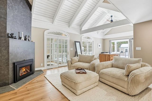 345 North St, Medfield, MA 02052