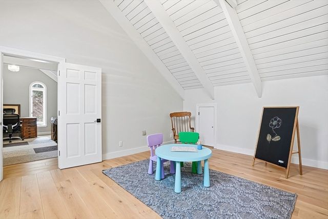 345 North St, Medfield, MA 02052