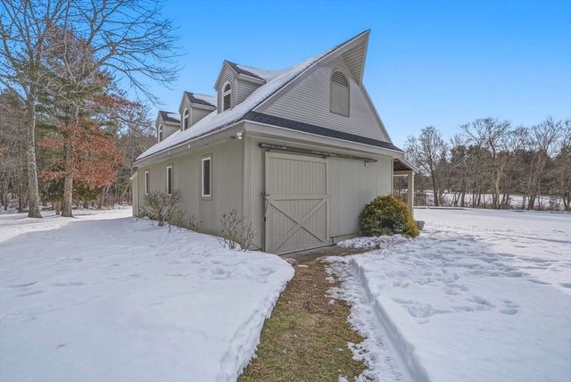 345 North St, Medfield, MA 02052