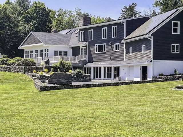 345 North St, Medfield, MA 02052