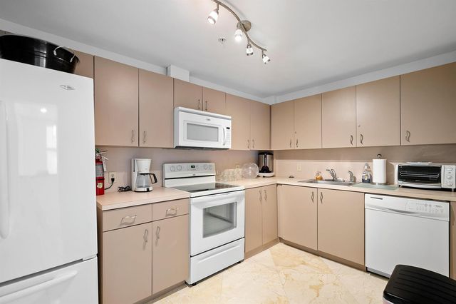 4600 S Ocean Boulevard 602, Highland Beach, FL 33487
