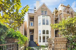 6211 Rodrigo Street, Houston, TX 77007