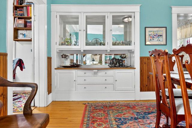 13 N 4TH AVENUE, Winneconne, WI 54986