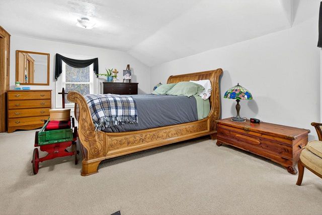 13 N 4TH AVENUE, Winneconne, WI 54986