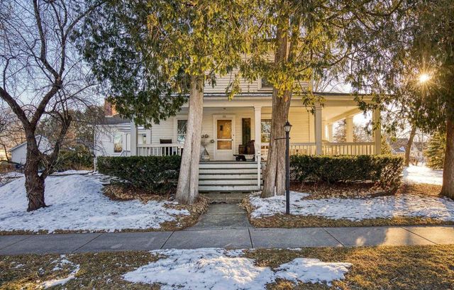 13 N 4TH AVENUE, Winneconne, WI 54986