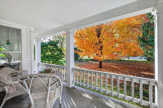 13 N 4TH AVENUE, Winneconne, WI 54986