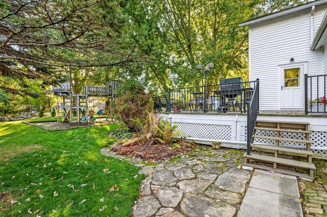 13 N 4TH AVENUE, Winneconne, WI 54986