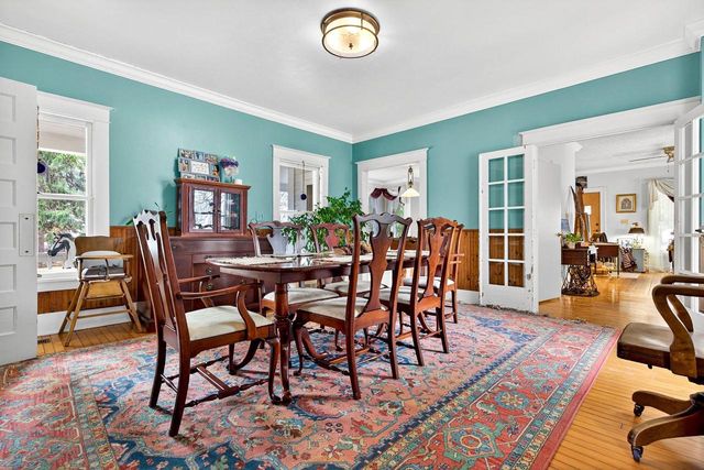 13 N 4TH AVENUE, Winneconne, WI 54986