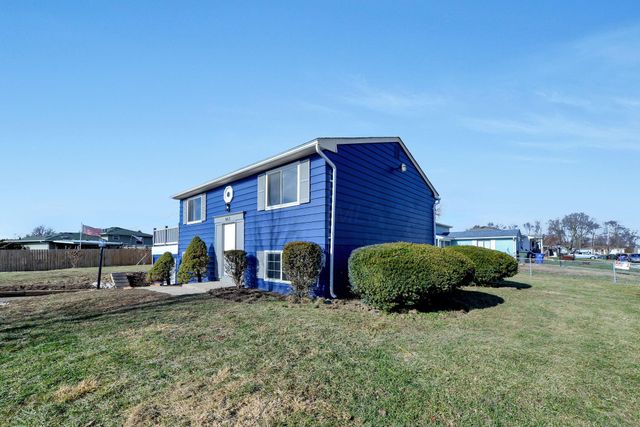 662 Bartfield Drive, Columbus, OH 43207