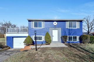 662 Bartfield Drive, Columbus, OH 43207