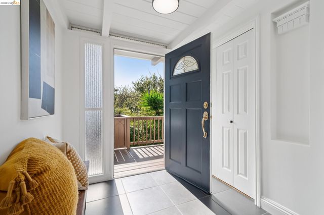 6411 Snake Road, Oakland, CA 94611