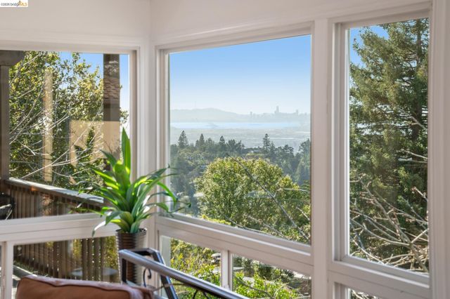 6411 Snake Road, Oakland, CA 94611