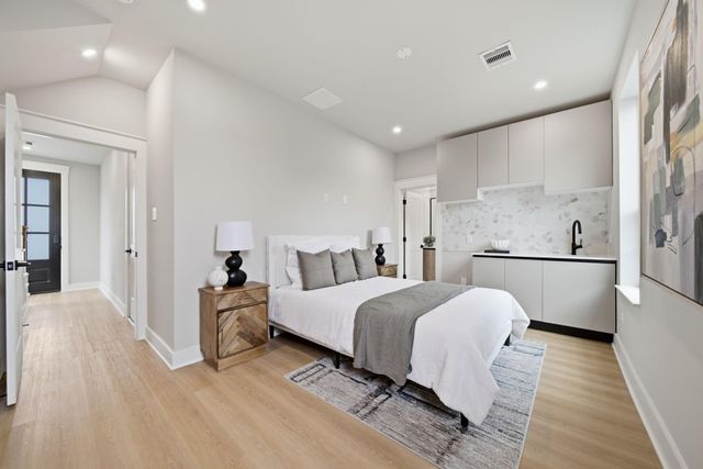 4430 Providence Street B, Houston, TX 77020