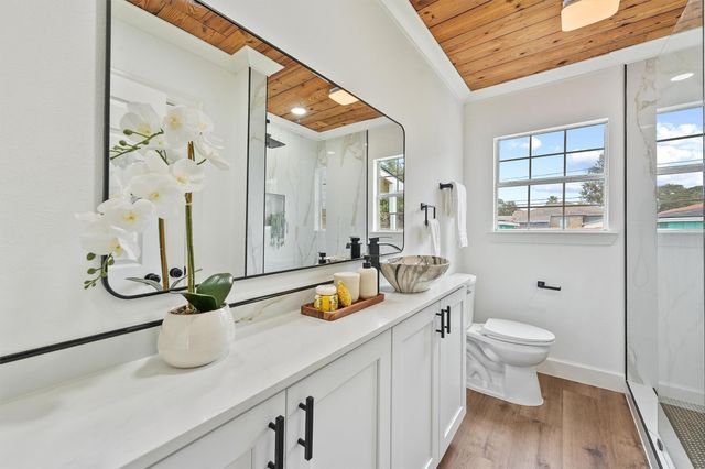 4907 Alamo Drive, Galveston, TX 77551