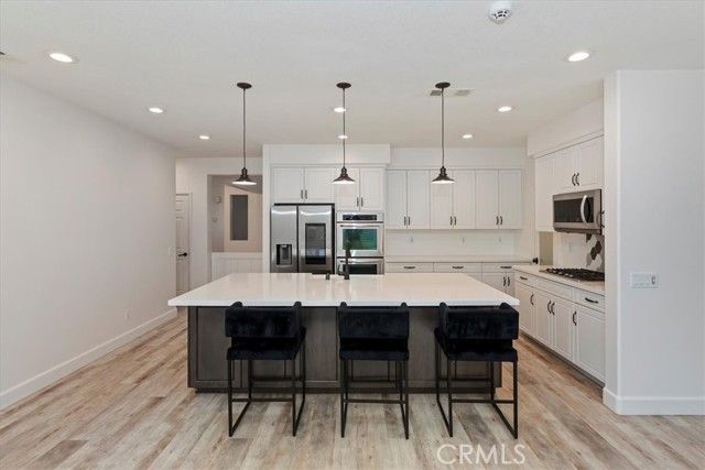 27792 Carlton Oaks Street, Murrieta, CA 92562