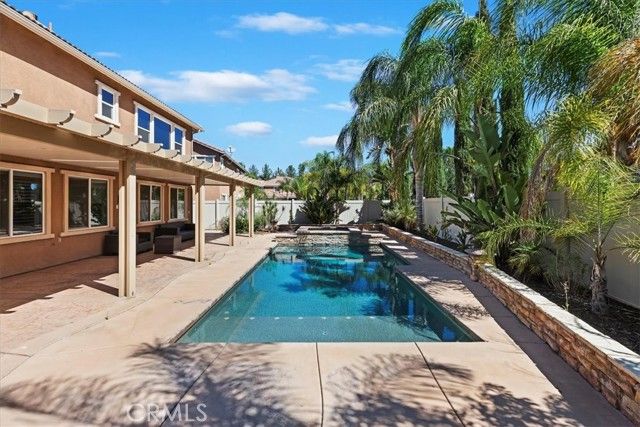 27792 Carlton Oaks Street, Murrieta, CA 92562