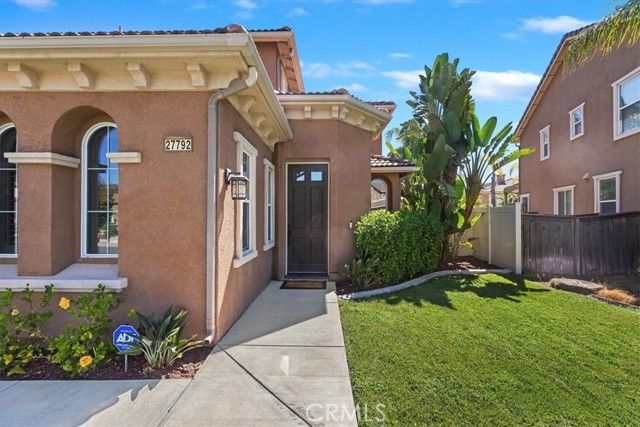 27792 Carlton Oaks Street, Murrieta, CA 92562
