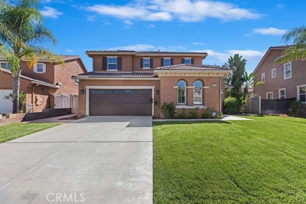 27792 Carlton Oaks Street, Murrieta, CA 92562