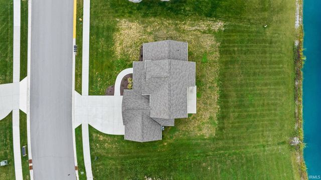 2112 Custer Drive, Garrett, IN 46738
