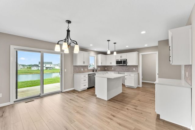 2112 Custer Drive, Garrett, IN 46738