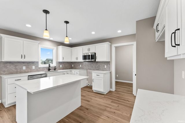 2112 Custer Drive, Garrett, IN 46738