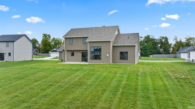 2112 Custer Drive, Garrett, IN 46738