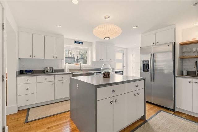 59 Houston Avenue, Newport, RI 02840