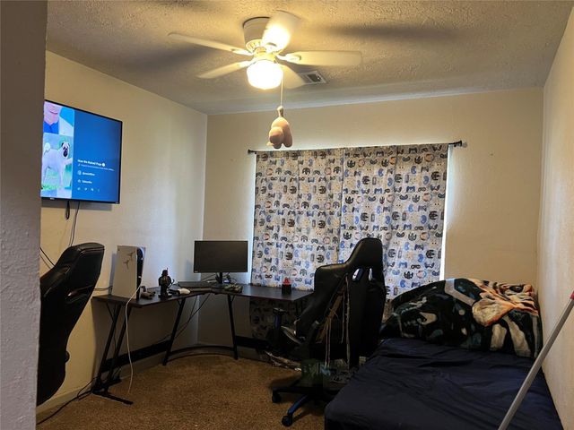 9122 Laura Koppe Rd, Houston, TX 77078