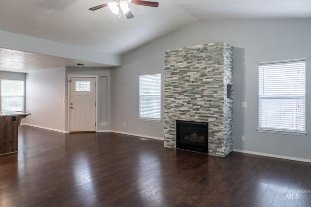 4719 Kadie St, Caldwell, ID 83607