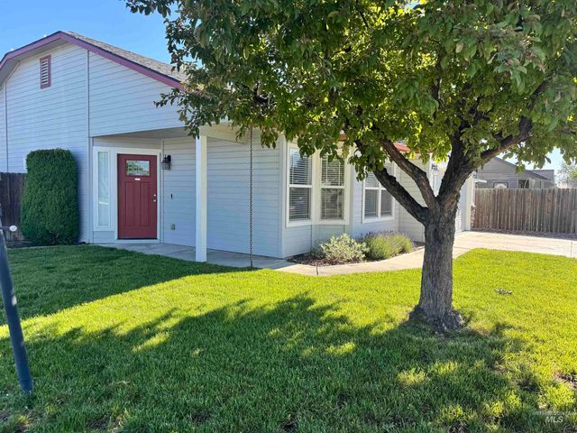 4719 Kadie St, Caldwell, ID 83607