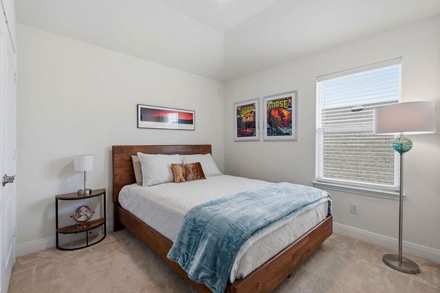 1617 Quynn LN, Leander, TX 78641
