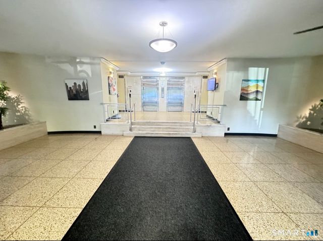 91 Strawberry Hill Avenue 425, Stamford, CT 06902