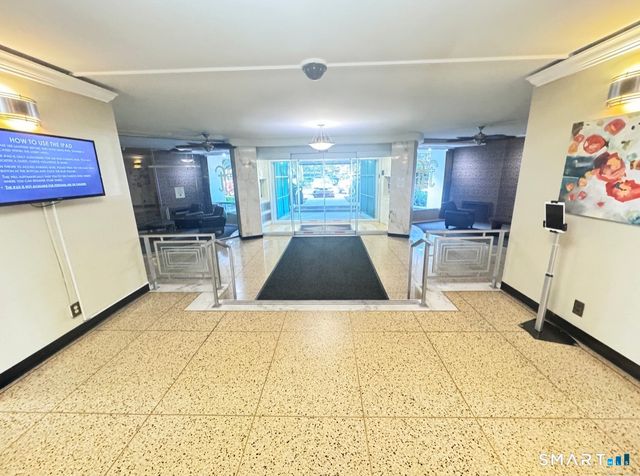 91 Strawberry Hill Avenue 425, Stamford, CT 06902