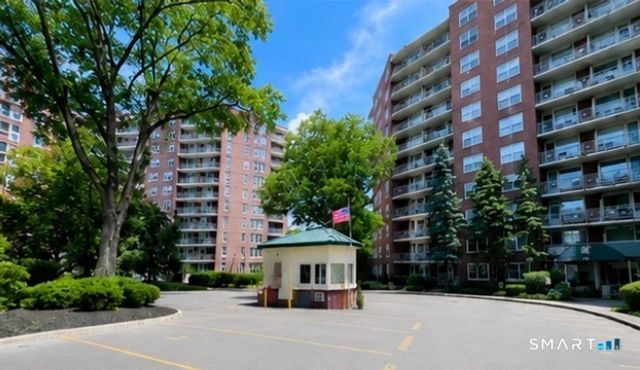 91 Strawberry Hill Avenue 425, Stamford, CT 06902