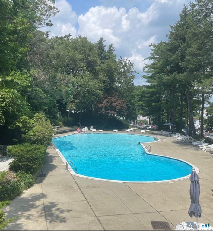 91 Strawberry Hill Avenue 425, Stamford, CT 06902