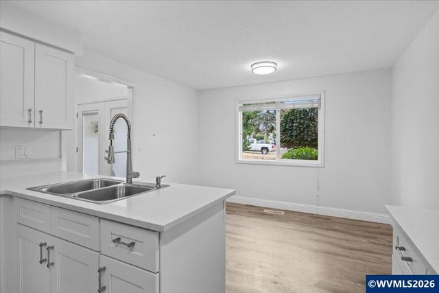 4675 Princess Ct NE, Salem, OR 97305