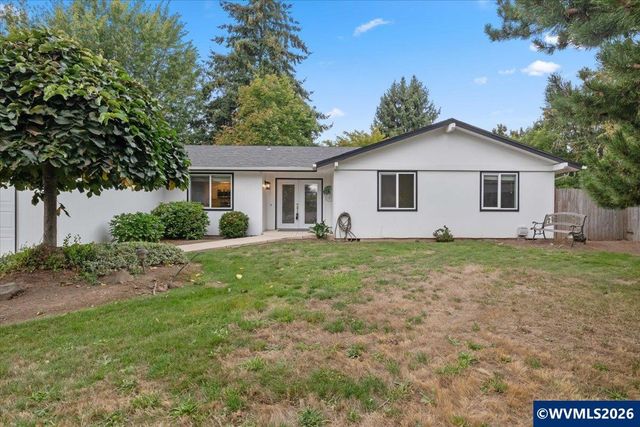 4675 Princess Ct NE, Salem, OR 97305