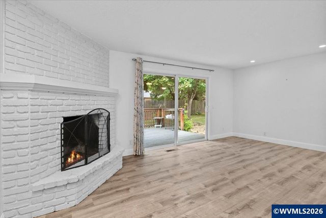 4675 Princess Ct NE, Salem, OR 97305