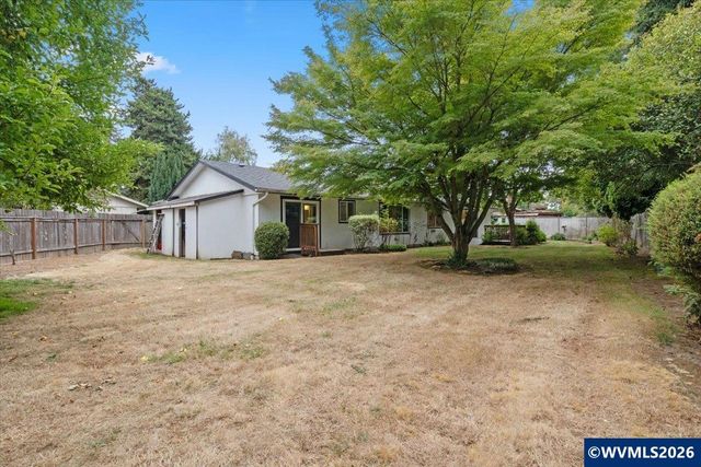 4675 Princess Ct NE, Salem, OR 97305