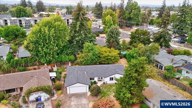 4675 Princess Ct NE, Salem, OR 97305