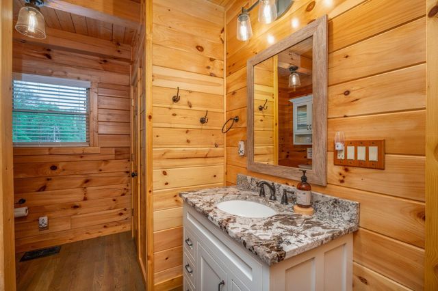 20913 Cotterman Road, Logan, OH 43138