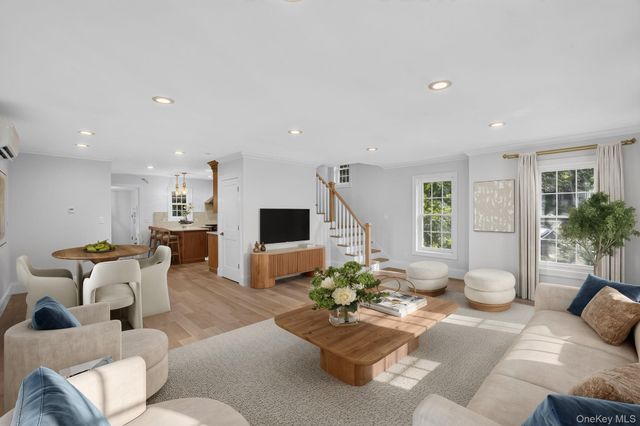 111 Altamont Avenue, Sea Cliff, NY 11579