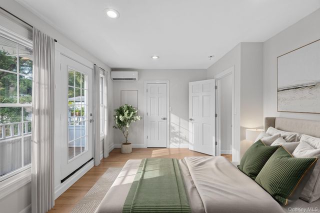 111 Altamont Avenue, Sea Cliff, NY 11579