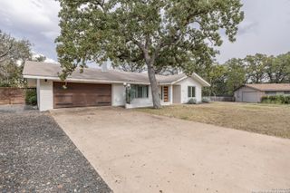 126 ridgewood, Fredericksburg, TX 78624
