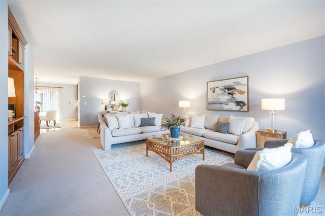 13114 Walden Woods Court, Chesterfield, MO 63146