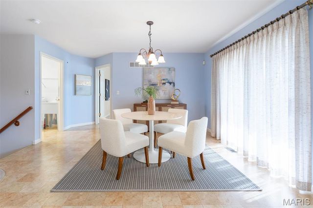 13114 Walden Woods Court, Chesterfield, MO 63146