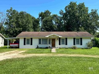 511 E Pine Street, Atmore, AL 36502