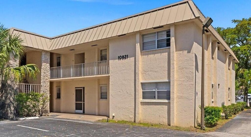 10821 N Military Trail 19, Palm Beach Gardens, FL 33410