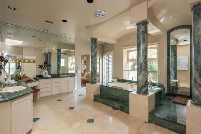 18714 Bernardo Trails Drive, San Diego, CA 92128