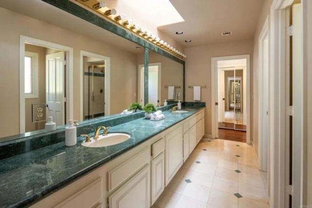 18714 Bernardo Trails Drive, San Diego, CA 92128